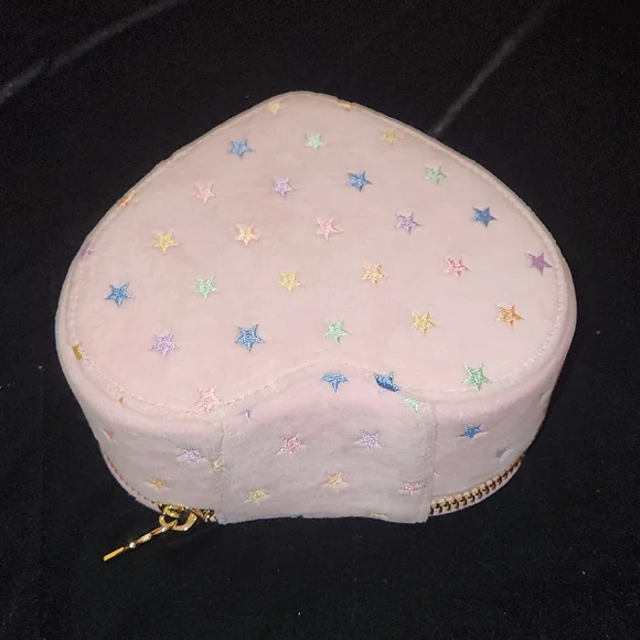 Stoney Clover Lane Park & Beach, Velour Pink Heart Case with Multicolor Stars - Picture 7 of 13